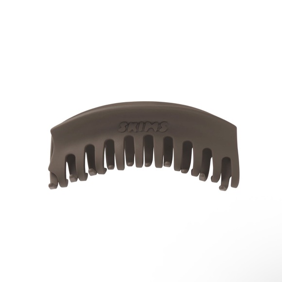 NWT SKIMS CURVED JUMBO CLAW CLIP | TRUFFLE - Picture 1 of 6
